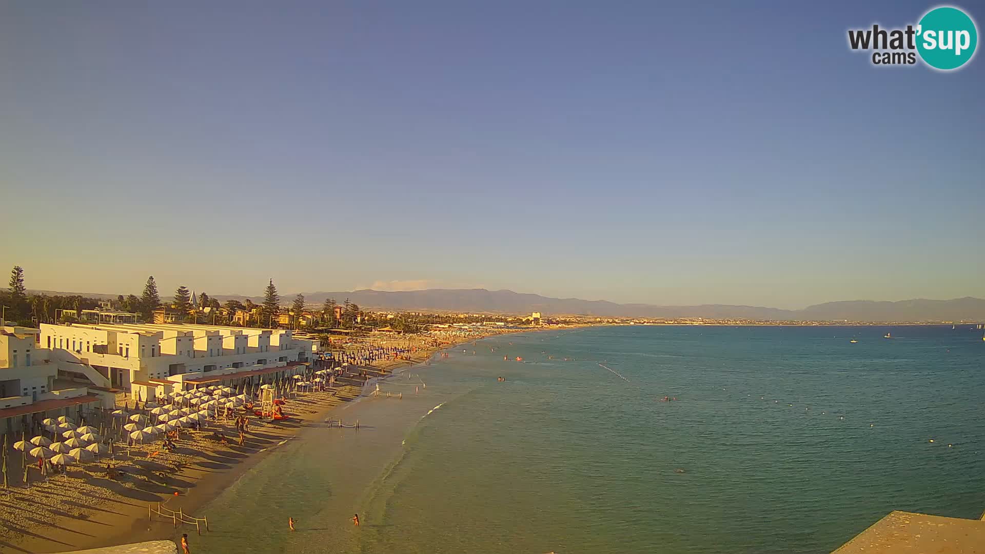 Spletna kamera v živo Cagliarski zaliv – plaža Poetto – Sardinija