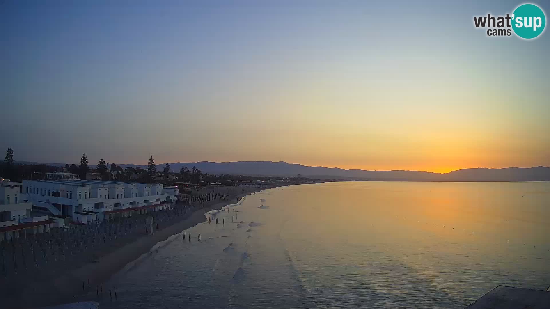 Web kamera uživo Cagliarski zaljev – plaža Poetto – Sardinija