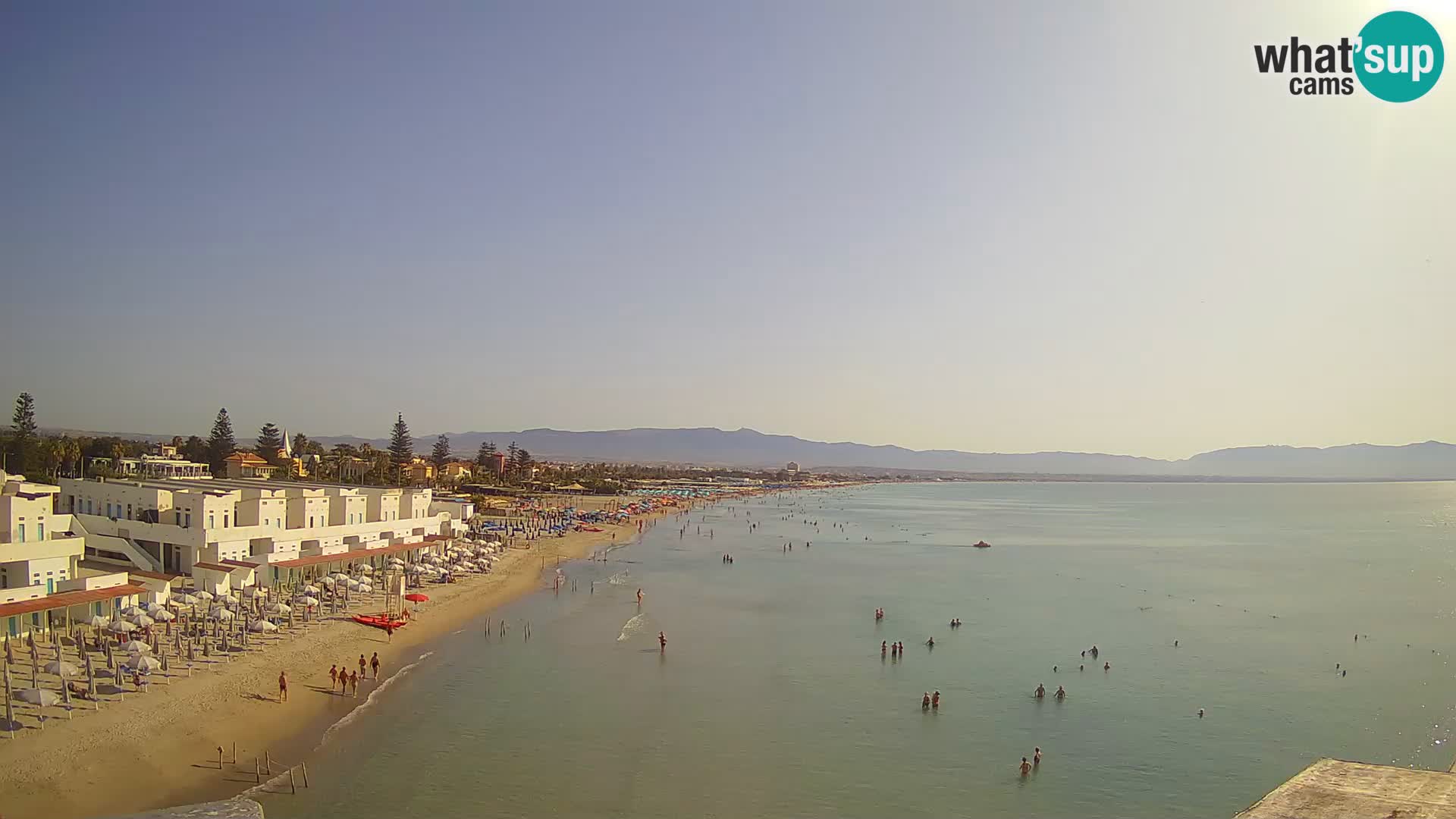 Spletna kamera v živo Cagliarski zaliv – plaža Poetto – Sardinija