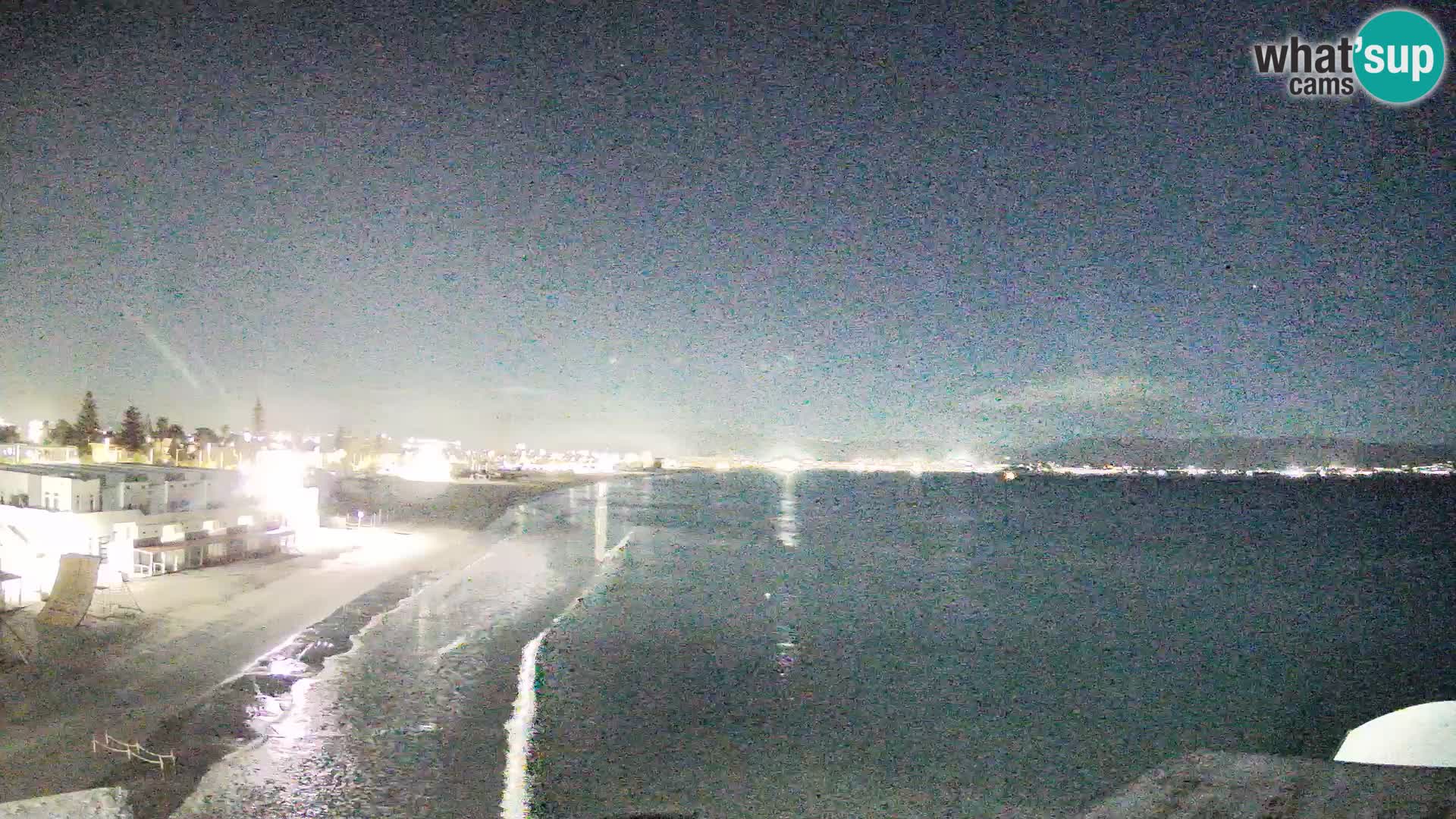 Spletna kamera v živo Cagliarski zaliv – plaža Poetto – Sardinija