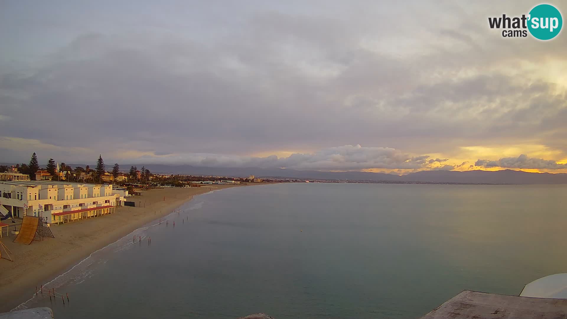 Webcam en direct Golfe de Cagliari – Plage du Poetto – Sardaigne