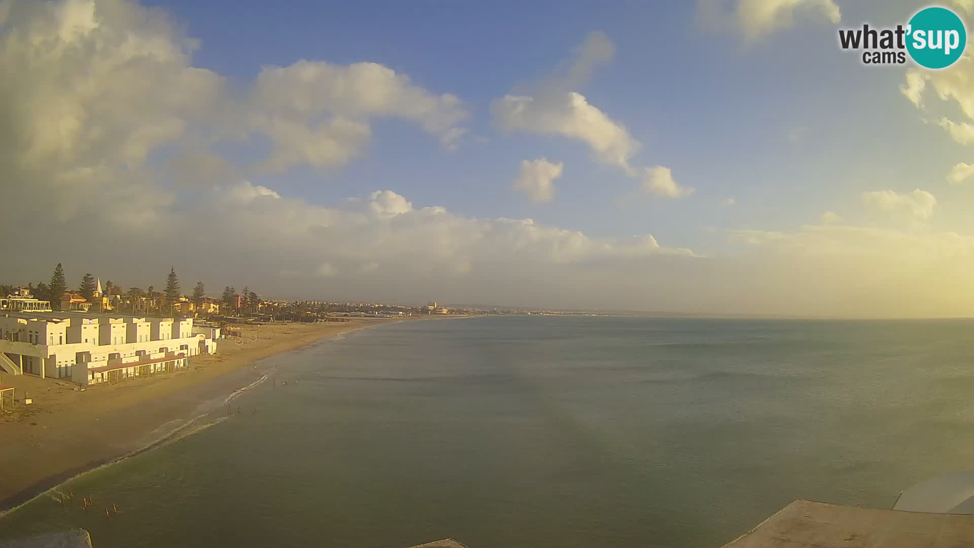 Web kamera uživo Cagliarski zaljev – plaža Poetto – Sardinija