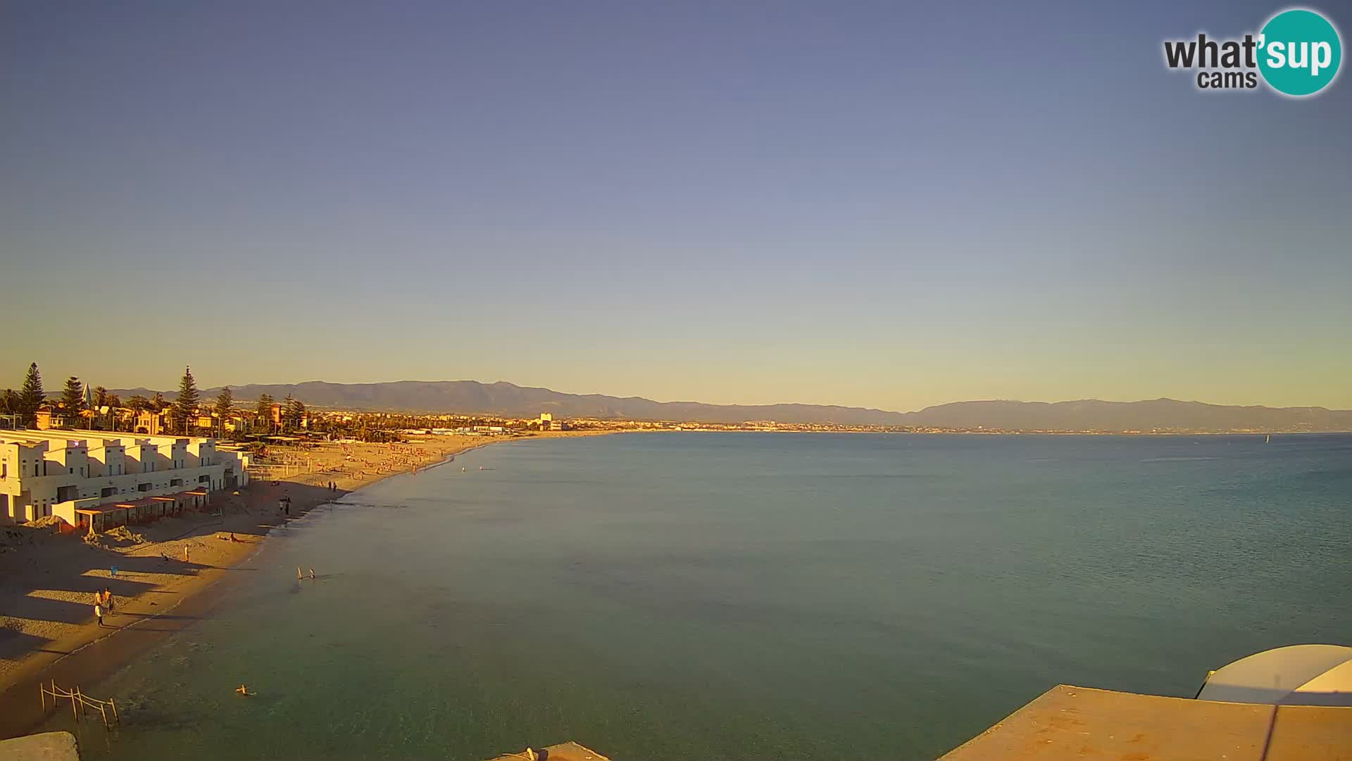 Web kamera uživo Cagliarski zaljev – plaža Poetto – Sardinija