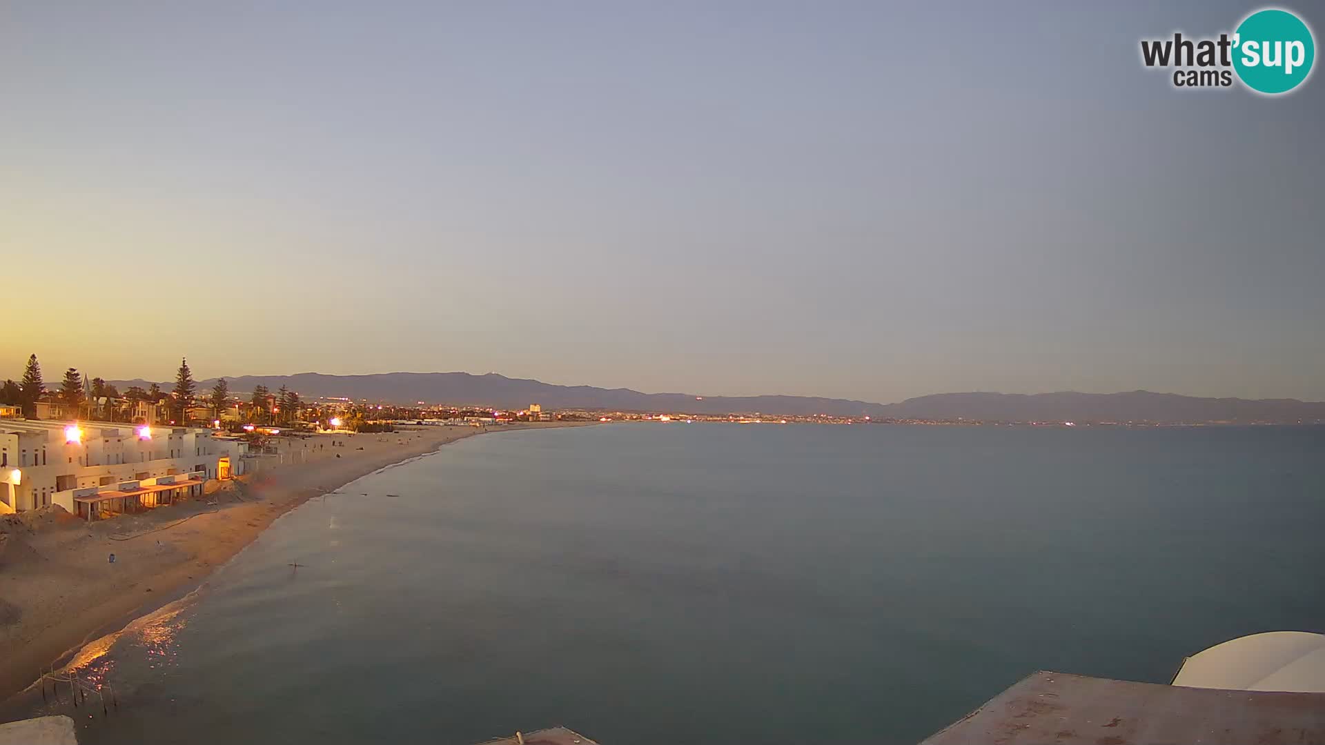 Web kamera uživo Cagliarski zaljev – plaža Poetto – Sardinija
