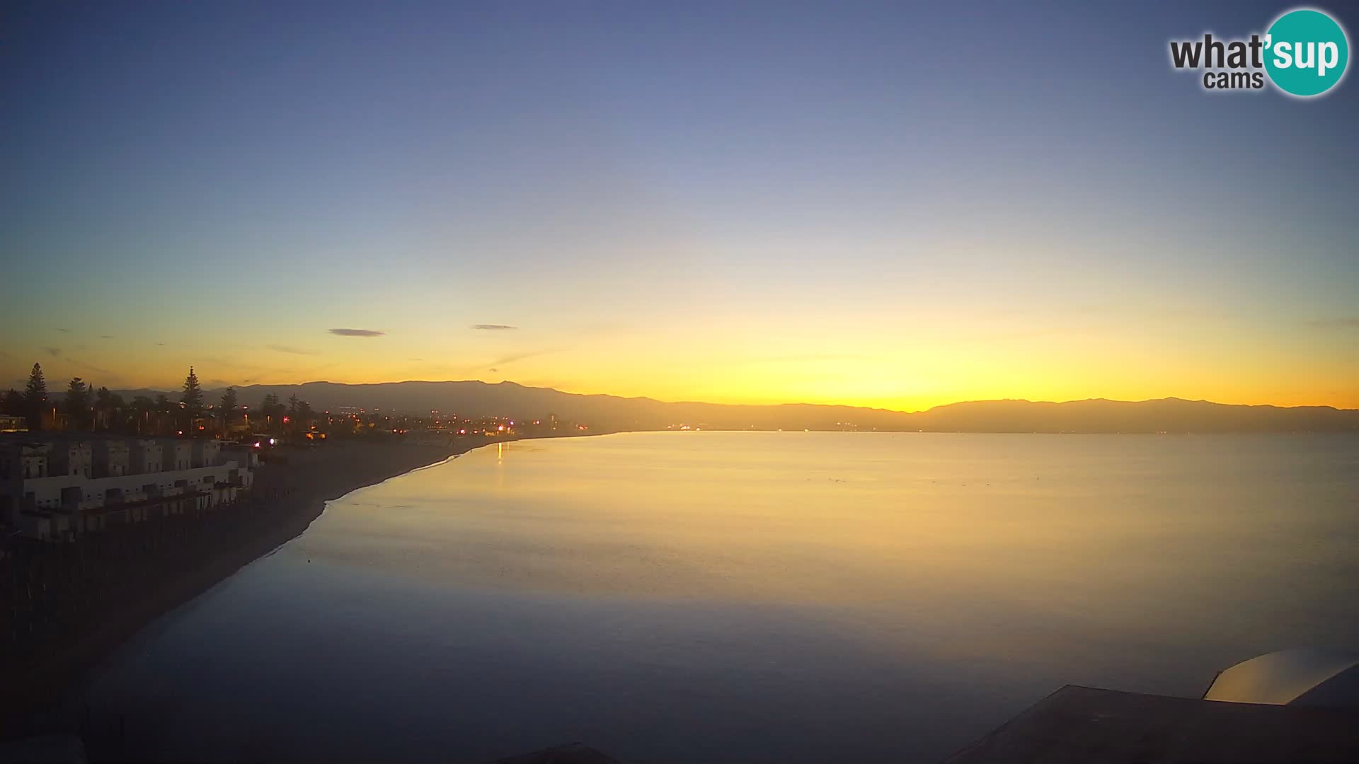 Webcam en direct Golfe de Cagliari – Plage du Poetto – Sardaigne