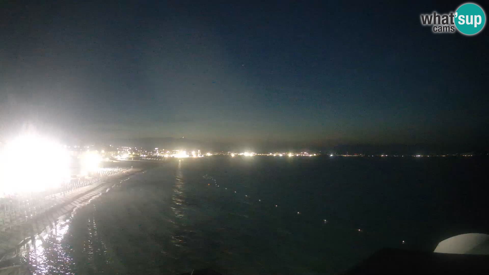 Spletna kamera v živo Cagliarski zaliv – plaža Poetto – Sardinija