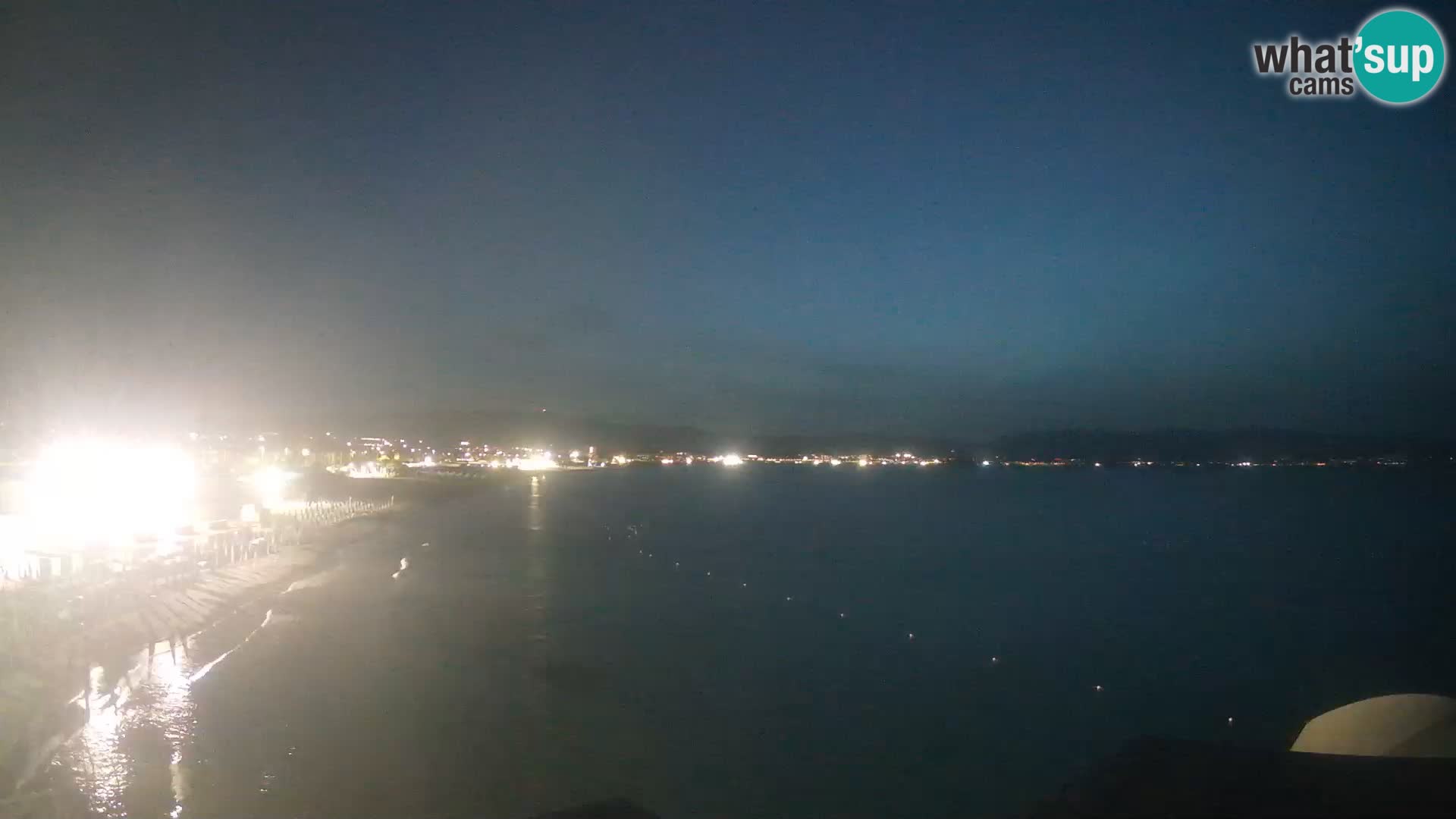 Spletna kamera v živo Cagliarski zaliv – plaža Poetto – Sardinija