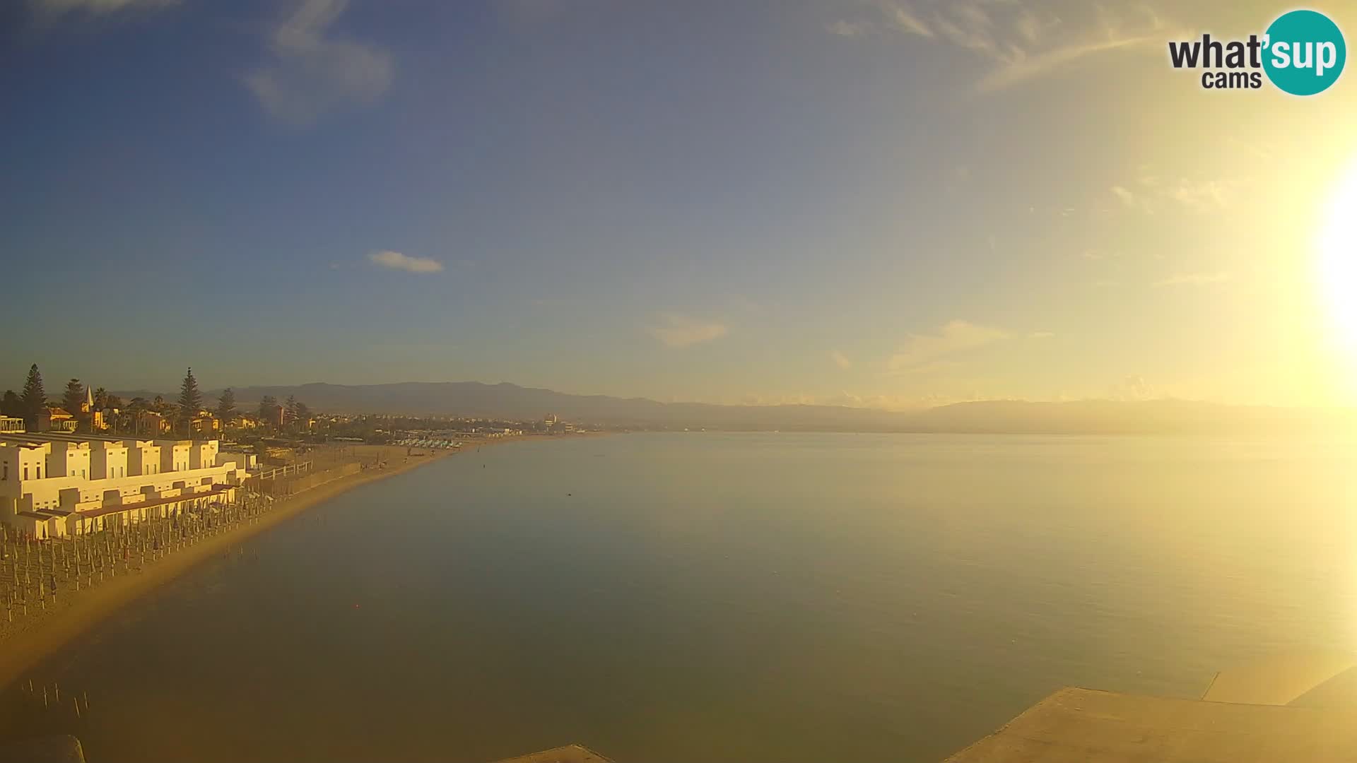 Web kamera uživo Cagliarski zaljev – plaža Poetto – Sardinija