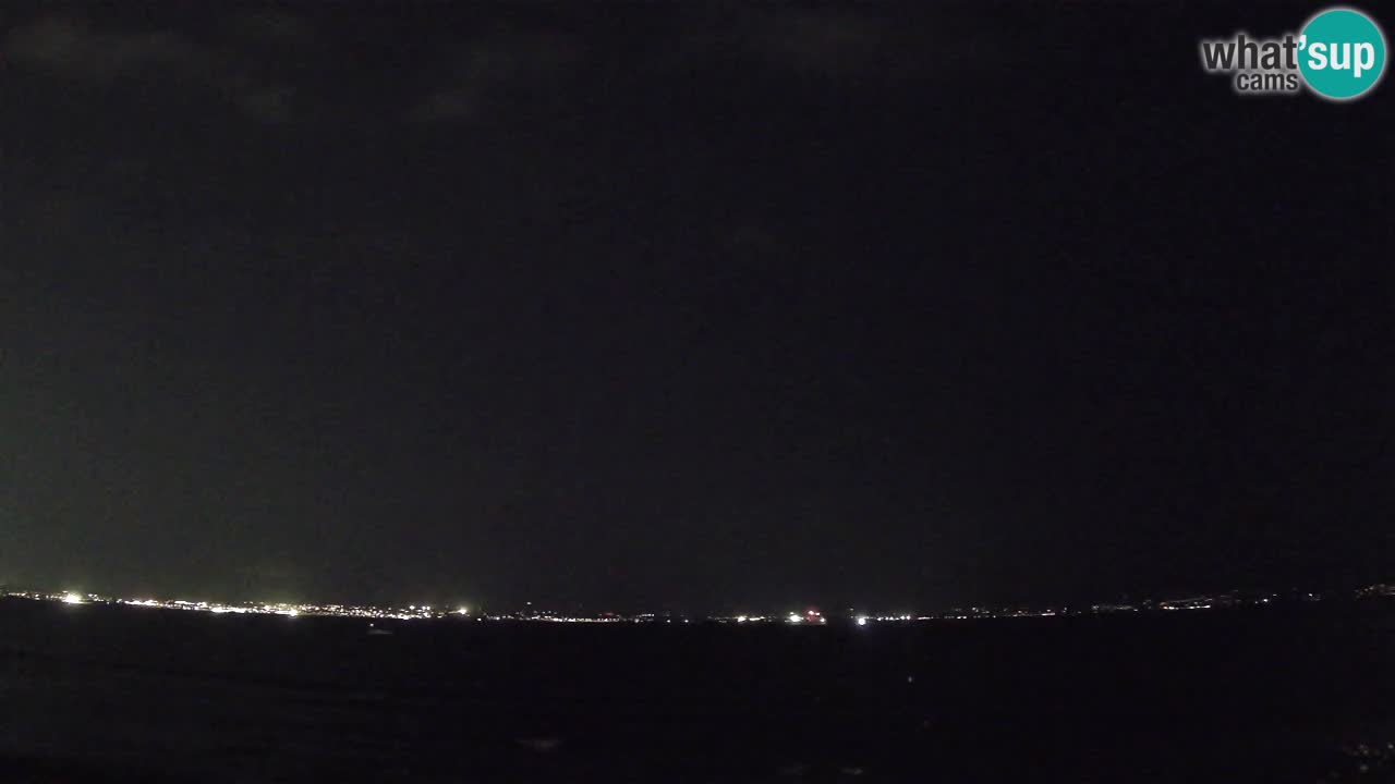 Spletna kamera Cagliari Windsurf Club – Pogled v živo s plaže Poetto