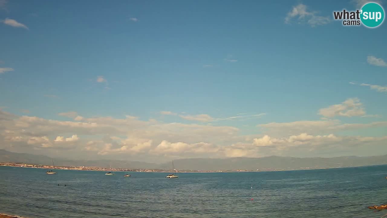 Spletna kamera Cagliari Windsurf Club – Pogled v živo s plaže Poetto
