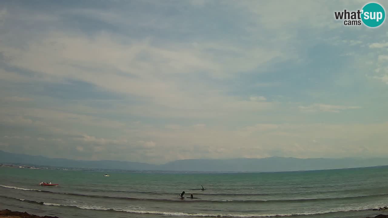 Spletna kamera Cagliari Windsurf Club – Pogled v živo s plaže Poetto