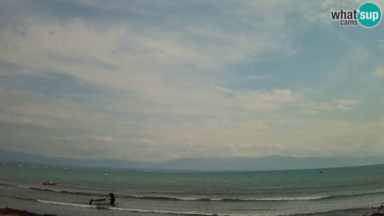 Spletna kamera Cagliari Windsurf Club – Pogled v živo s plaže Poetto