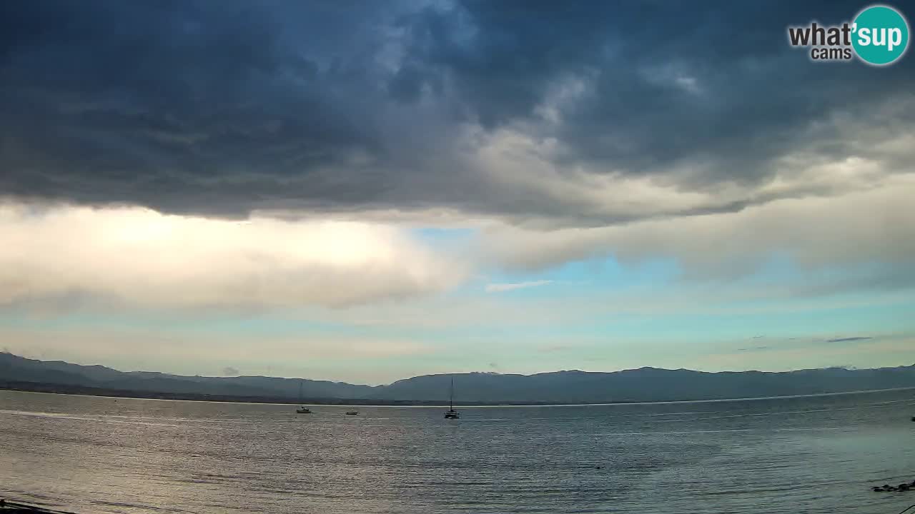 Spletna kamera Cagliari Windsurf Club – Pogled v živo s plaže Poetto