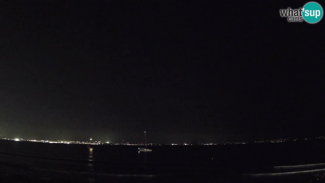 Spletna kamera Cagliari Windsurf Club – Pogled v živo s plaže Poetto