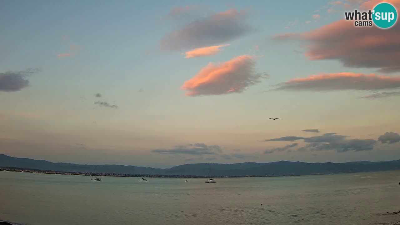 Spletna kamera Cagliari Windsurf Club – Pogled v živo s plaže Poetto