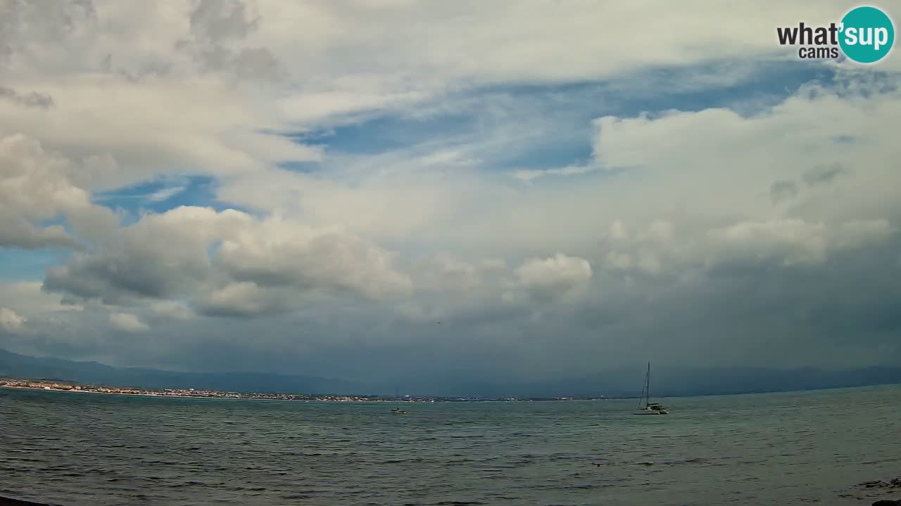 Spletna kamera Cagliari Windsurf Club – Pogled v živo s plaže Poetto