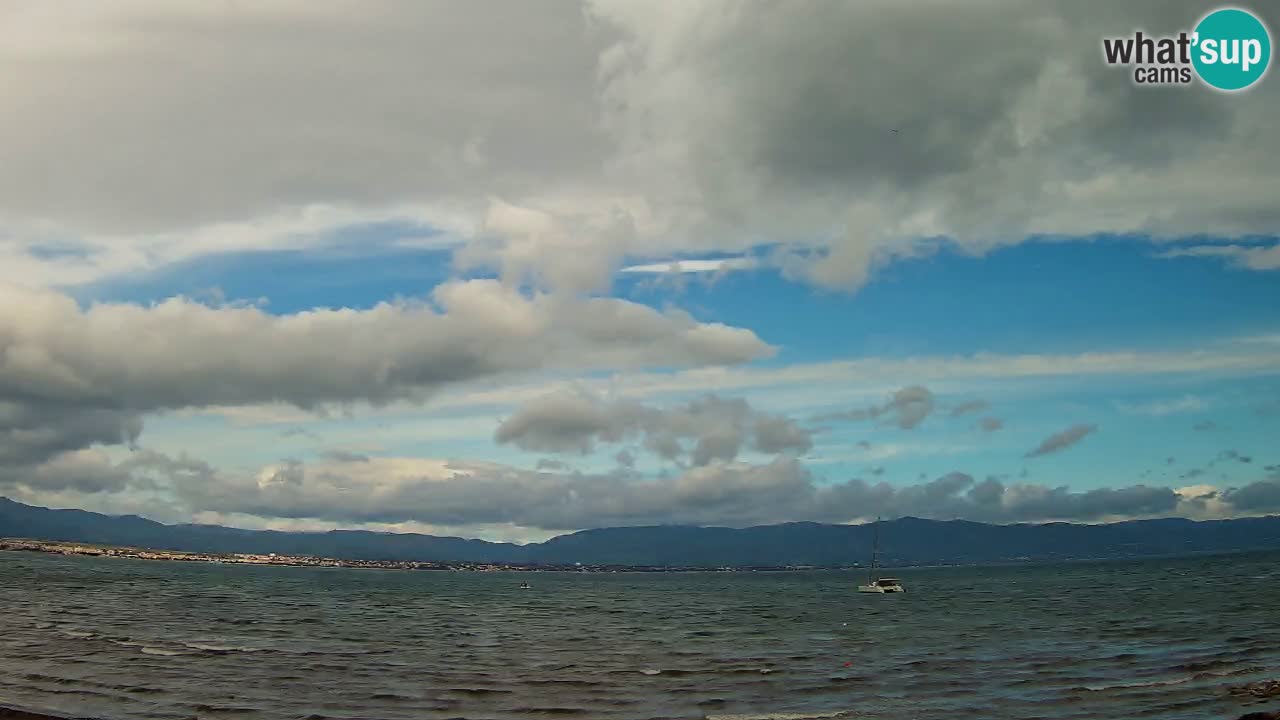 Spletna kamera Cagliari Windsurf Club – Pogled v živo s plaže Poetto