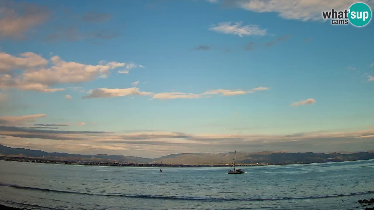 Spletna kamera Cagliari Windsurf Club – Pogled v živo s plaže Poetto