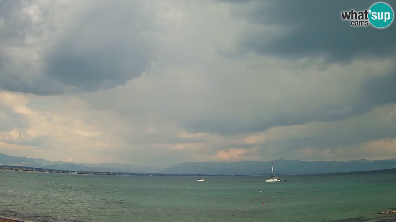 Spletna kamera Cagliari Windsurf Club – Pogled v živo s plaže Poetto