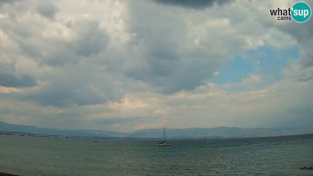 Spletna kamera Cagliari Windsurf Club – Pogled v živo s plaže Poetto