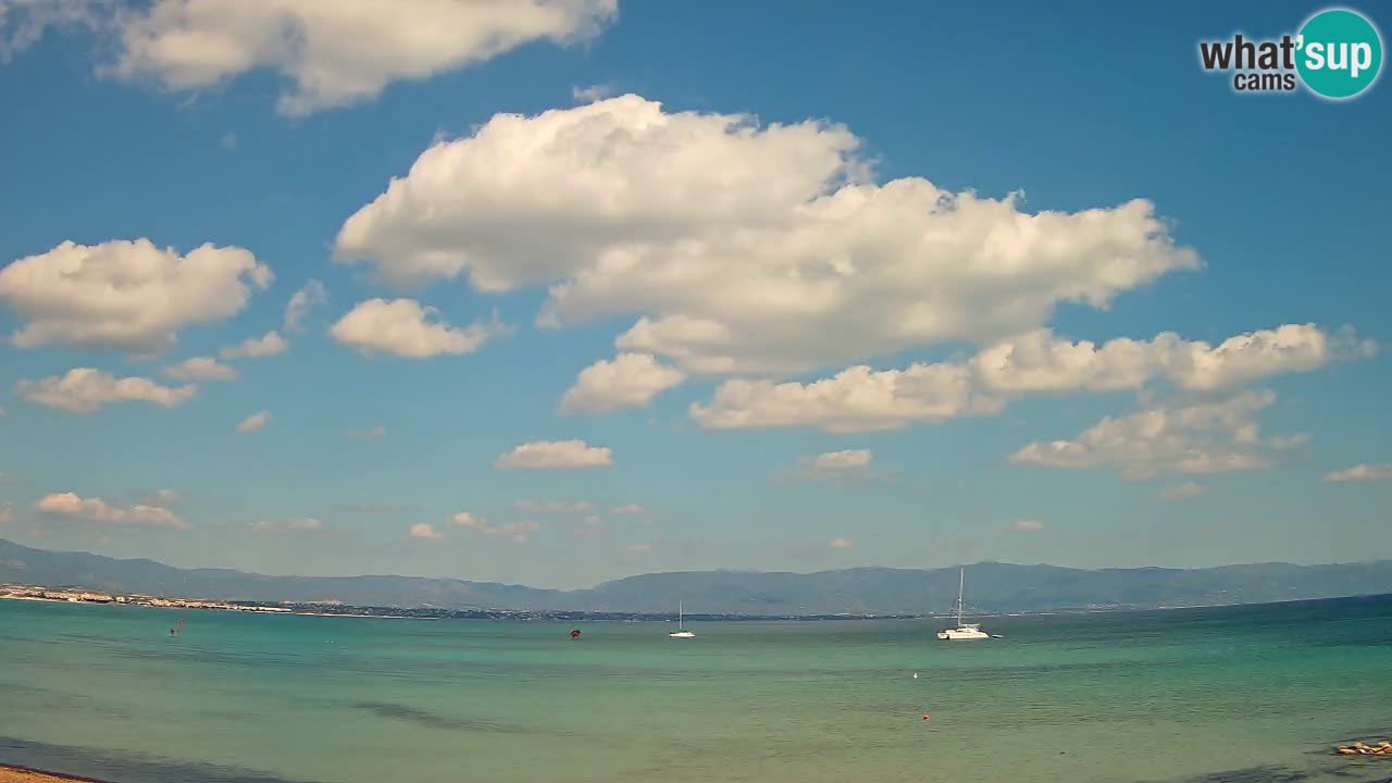 Spletna kamera Cagliari Windsurf Club – Pogled v živo s plaže Poetto