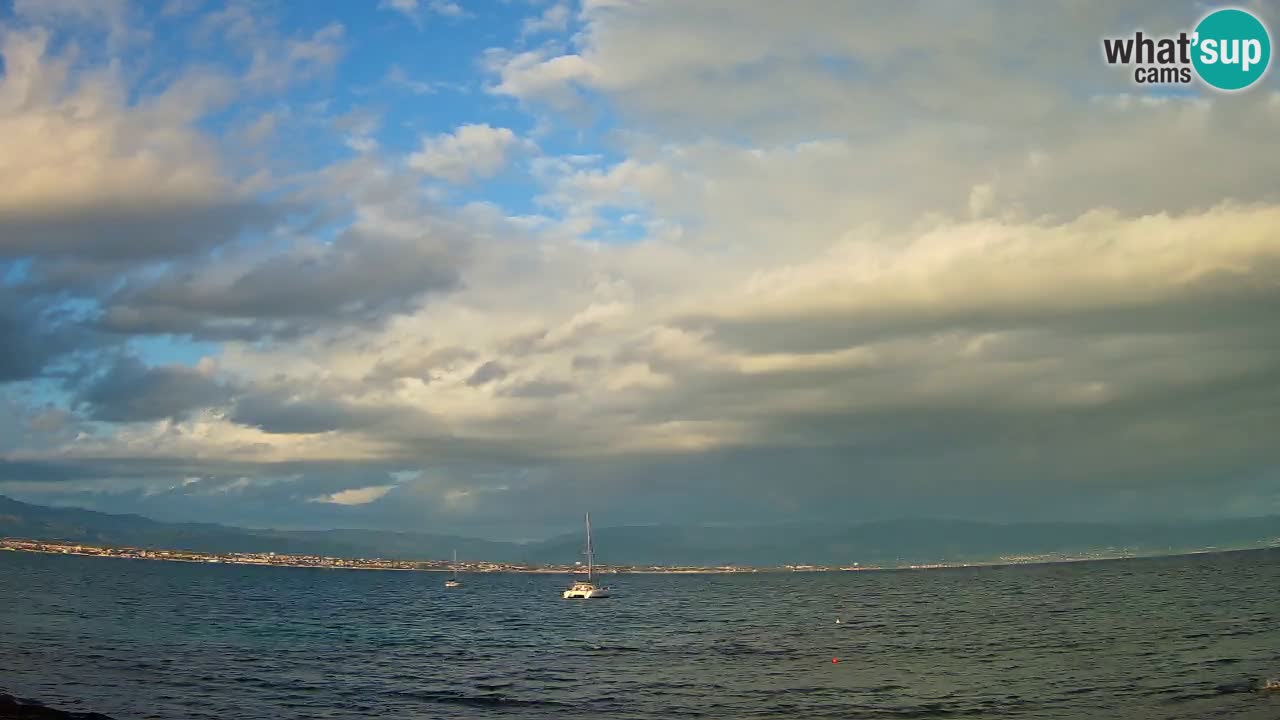 Spletna kamera Cagliari Windsurf Club – Pogled v živo s plaže Poetto