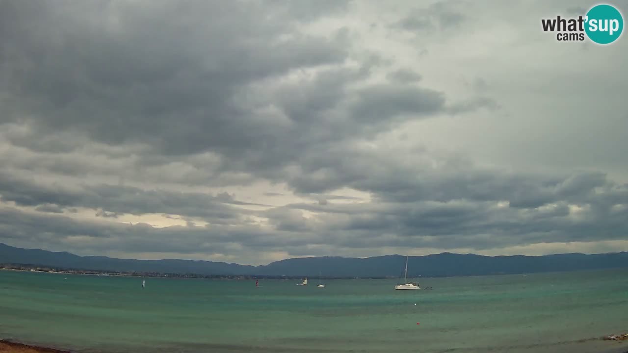Spletna kamera Cagliari Windsurf Club – Pogled v živo s plaže Poetto