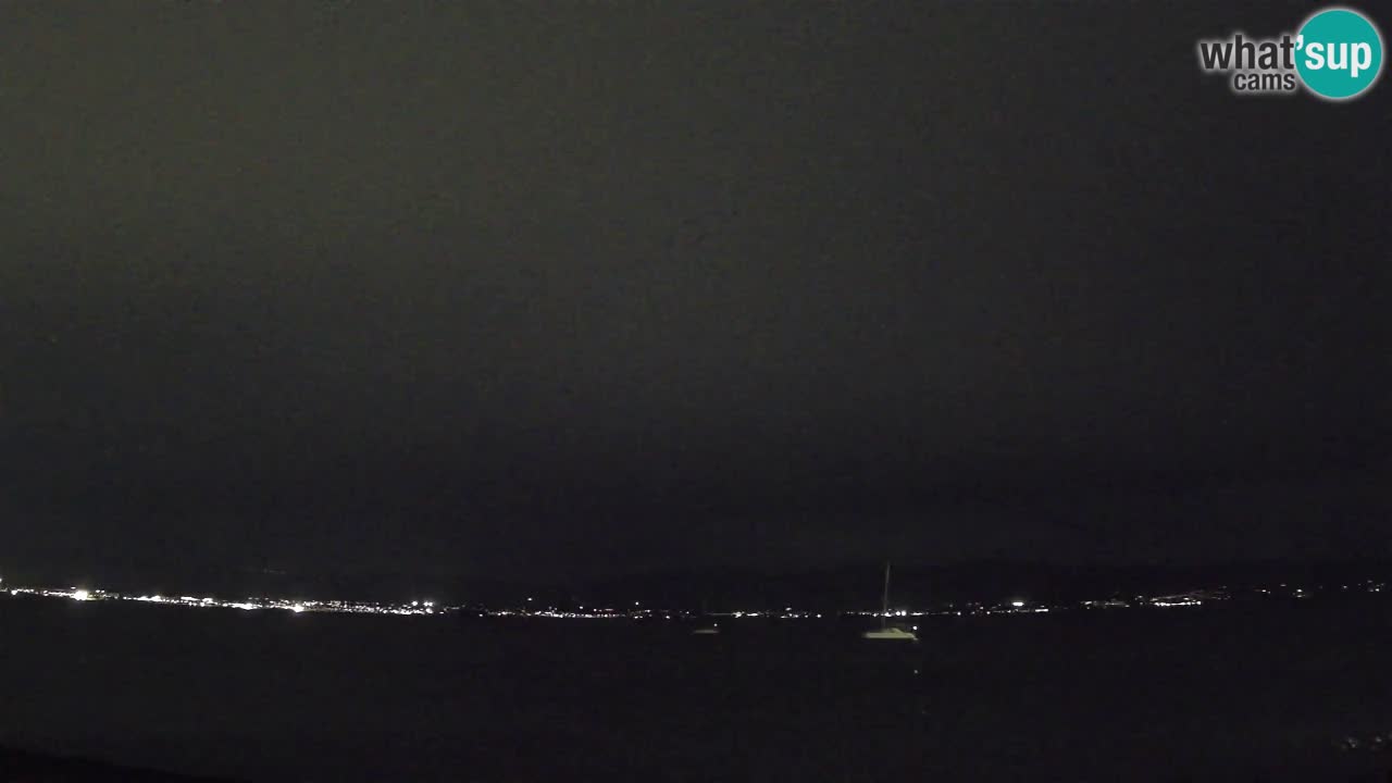 Spletna kamera Cagliari Windsurf Club – Pogled v živo s plaže Poetto