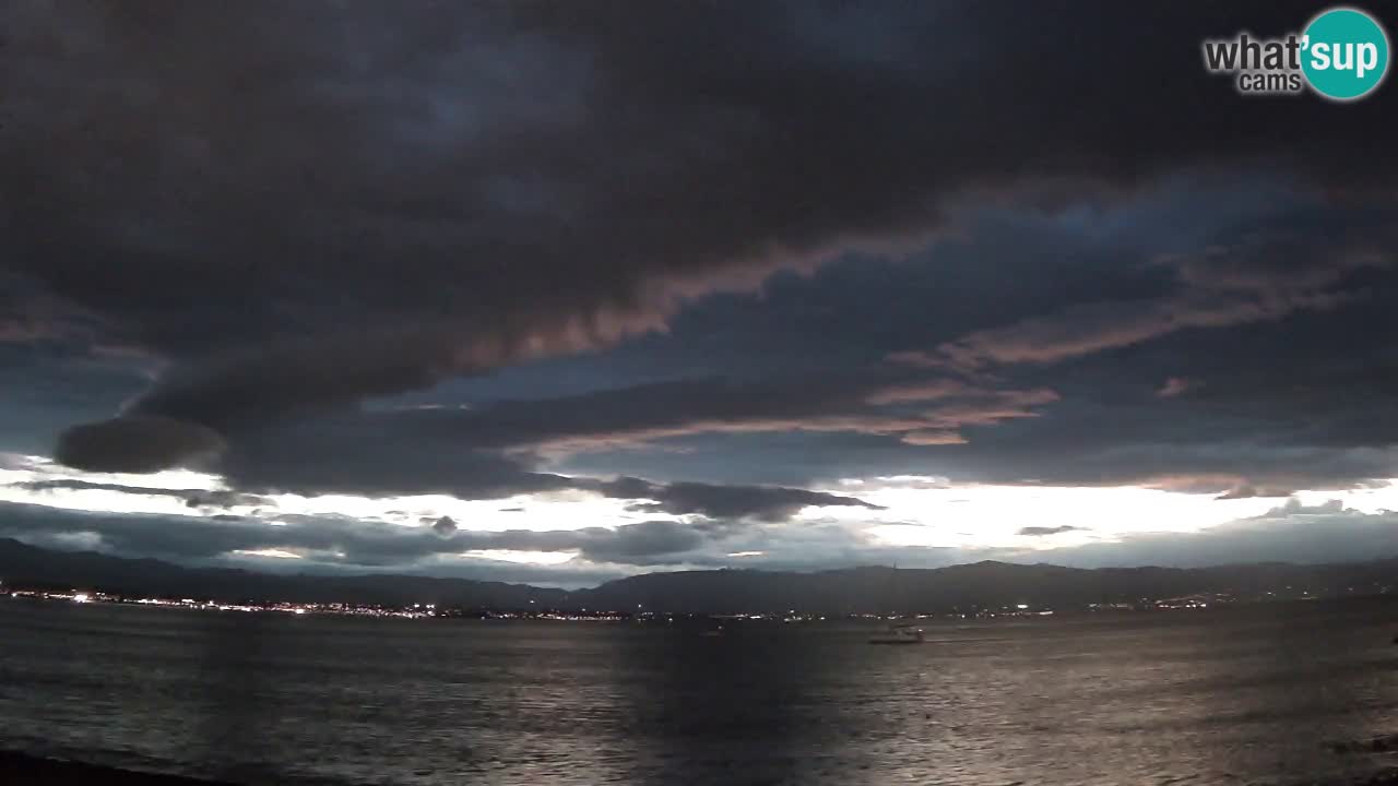 Webcam Cagliari Windsurf Club – Playa del Poetto en directo