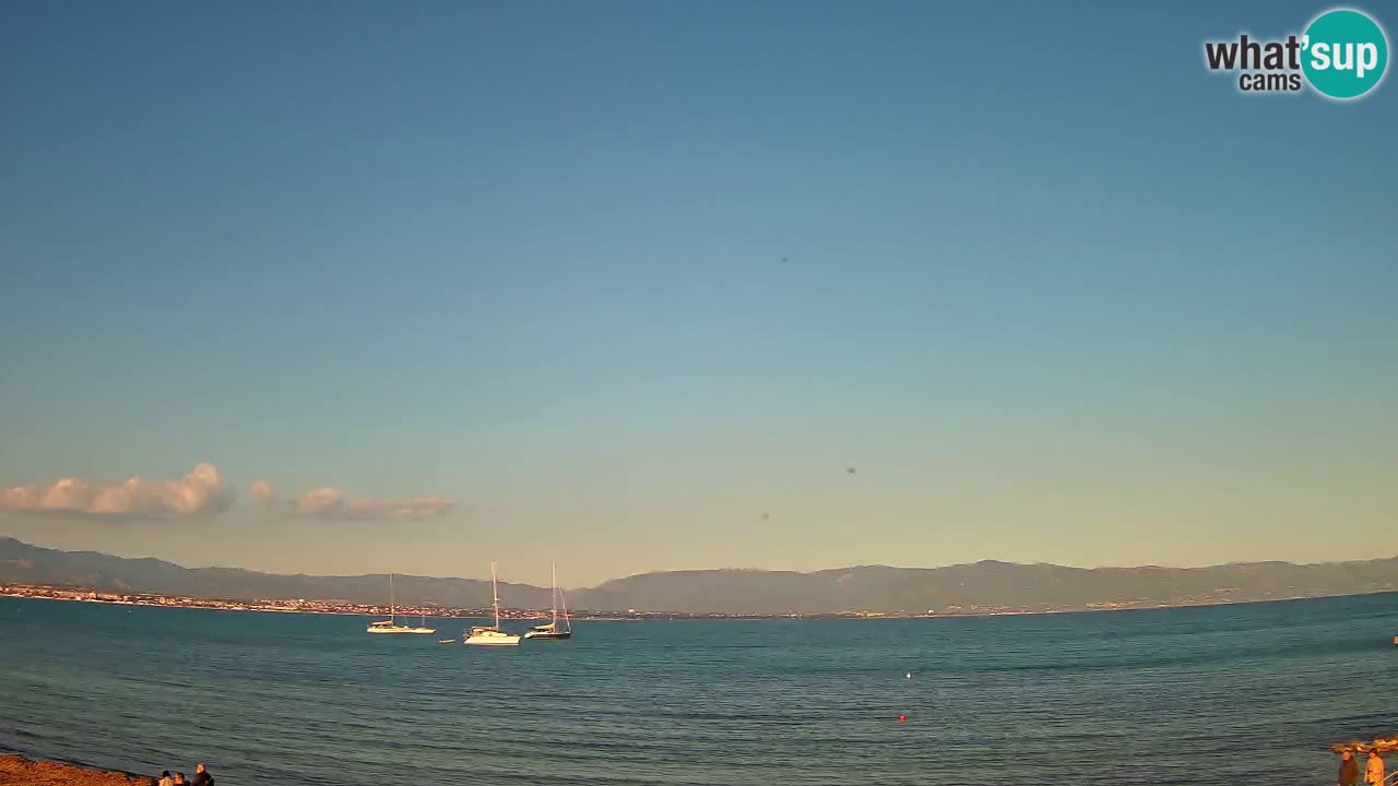 Spletna kamera Cagliari Windsurf Club – Pogled v živo s plaže Poetto