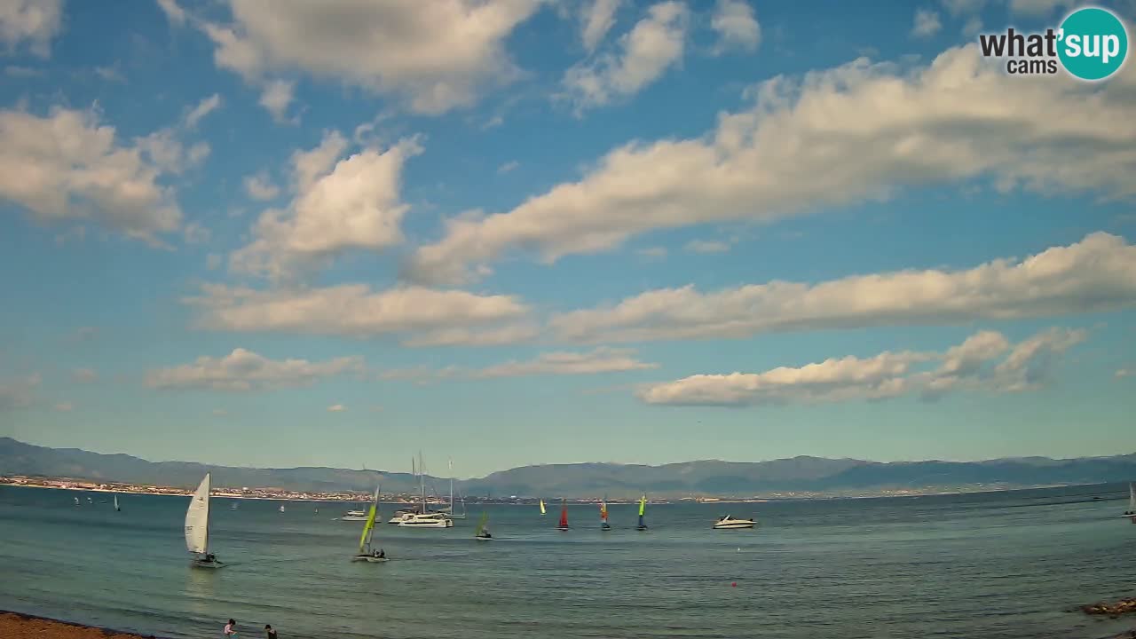 Spletna kamera Cagliari Windsurf Club – Pogled v živo s plaže Poetto