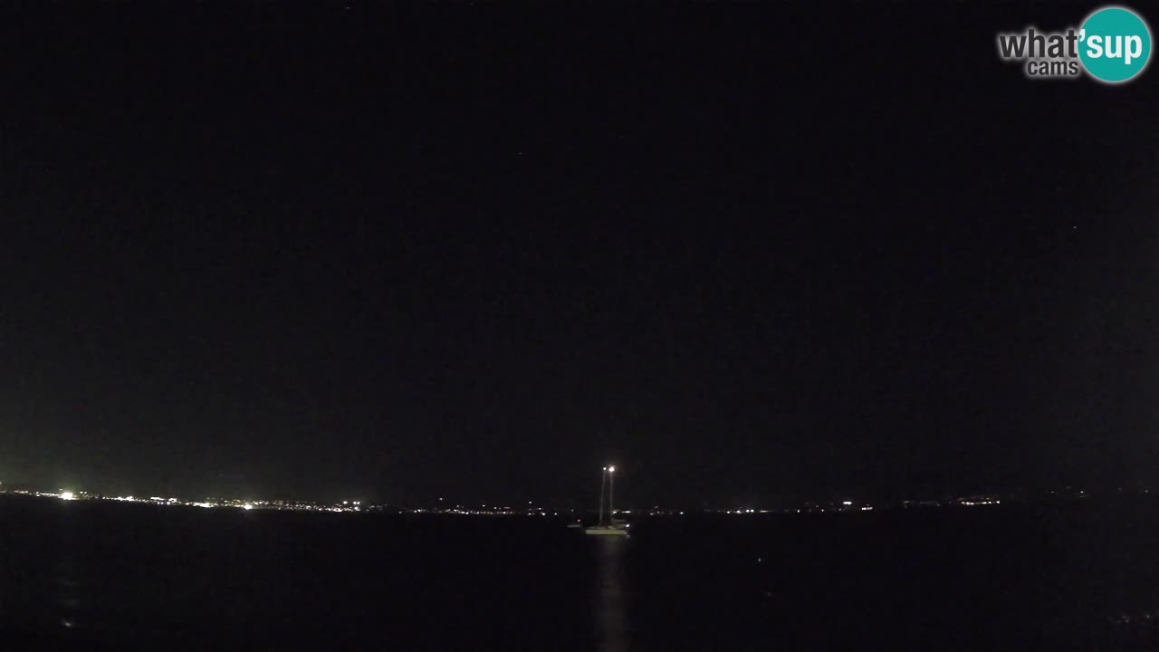 Spletna kamera Cagliari Windsurf Club – Pogled v živo s plaže Poetto