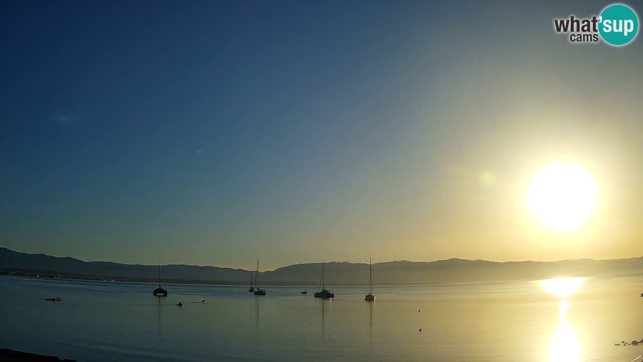 Spletna kamera Cagliari Windsurf Club – Pogled v živo s plaže Poetto