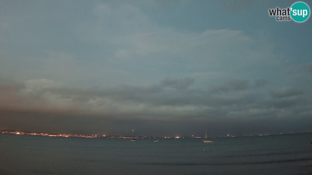Web kamera Cagliari Windsurf Club – Poetto plaža uživo