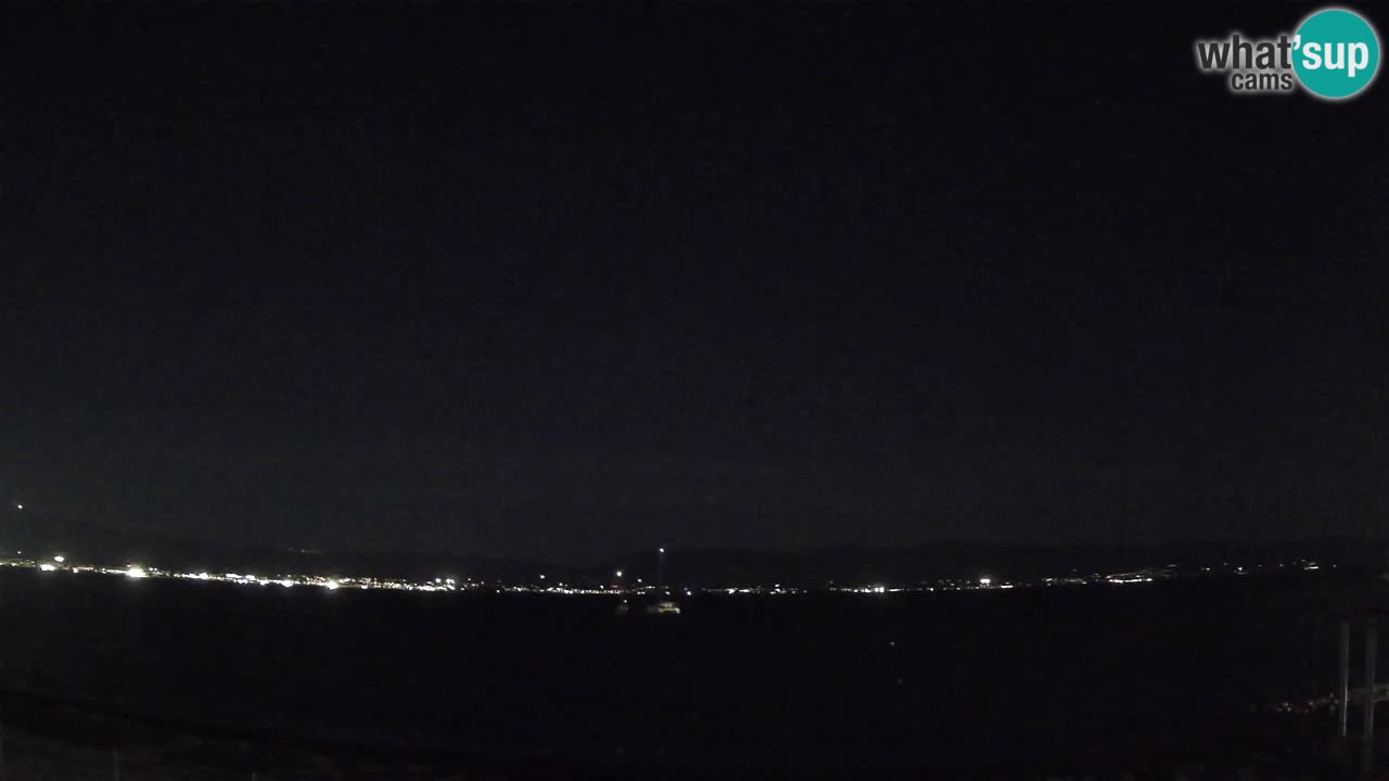 Spletna kamera Cagliari Windsurf Club – Pogled v živo s plaže Poetto