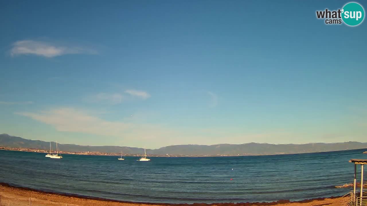 Spletna kamera Cagliari Windsurf Club – Pogled v živo s plaže Poetto
