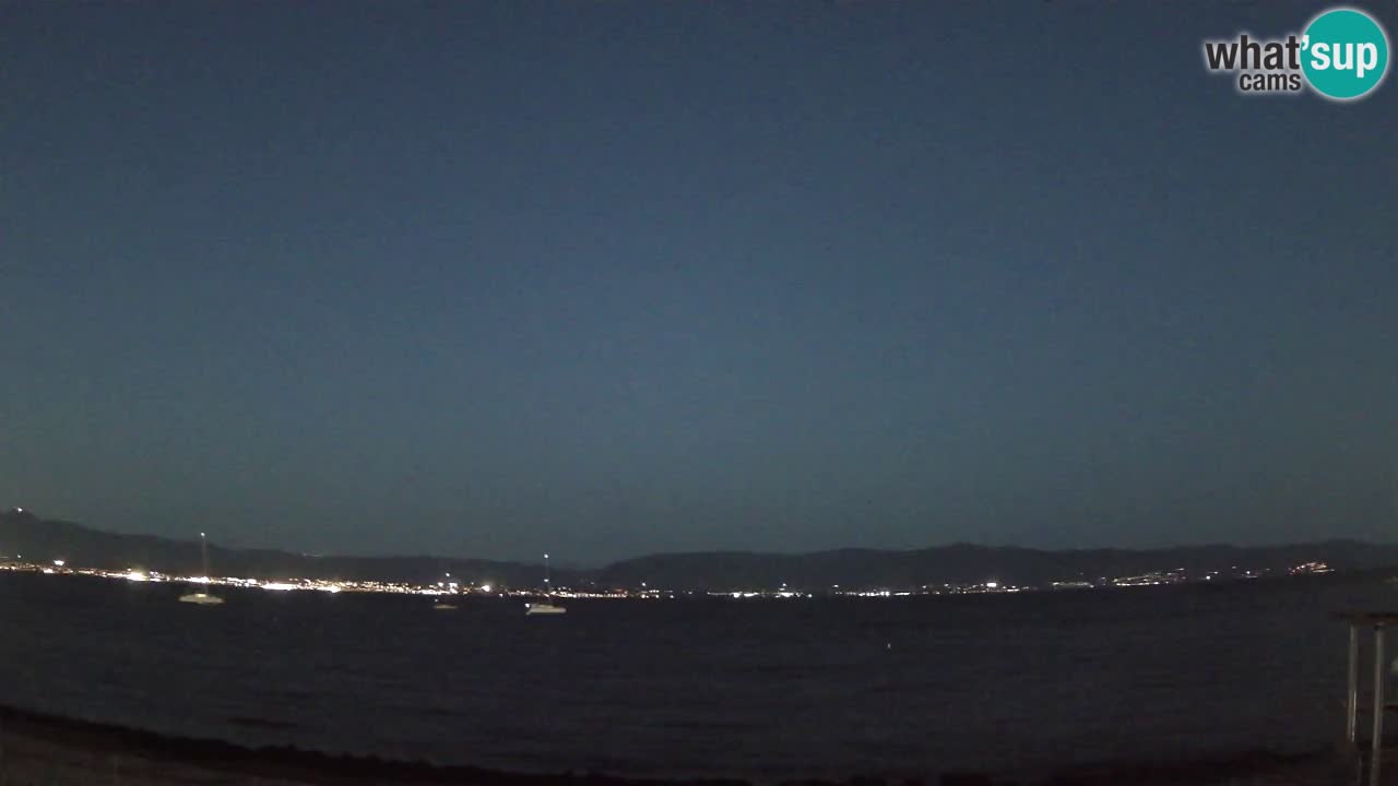 Spletna kamera Cagliari Windsurf Club – Pogled v živo s plaže Poetto