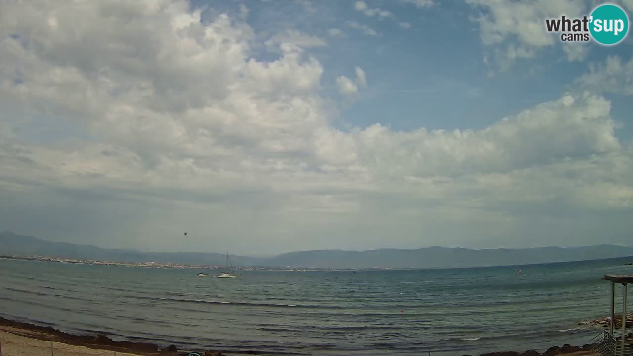 Spletna kamera Cagliari Windsurf Club – Pogled v živo s plaže Poetto