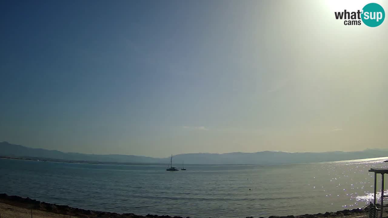 Spletna kamera Cagliari Windsurf Club – Pogled v živo s plaže Poetto