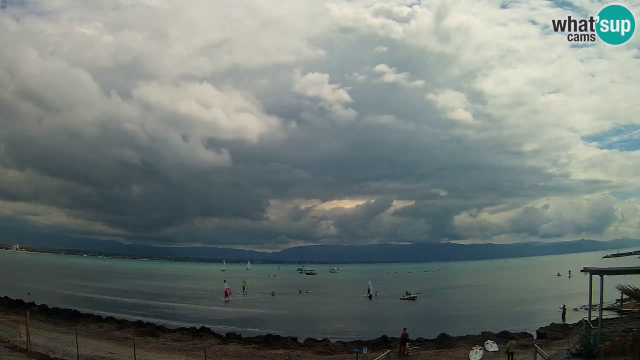 Webcam Cagliari Windsurf Club – Playa del Poetto en directo