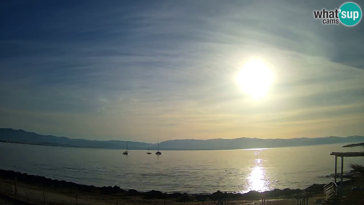 Spletna kamera Cagliari Windsurf Club – Pogled v živo s plaže Poetto