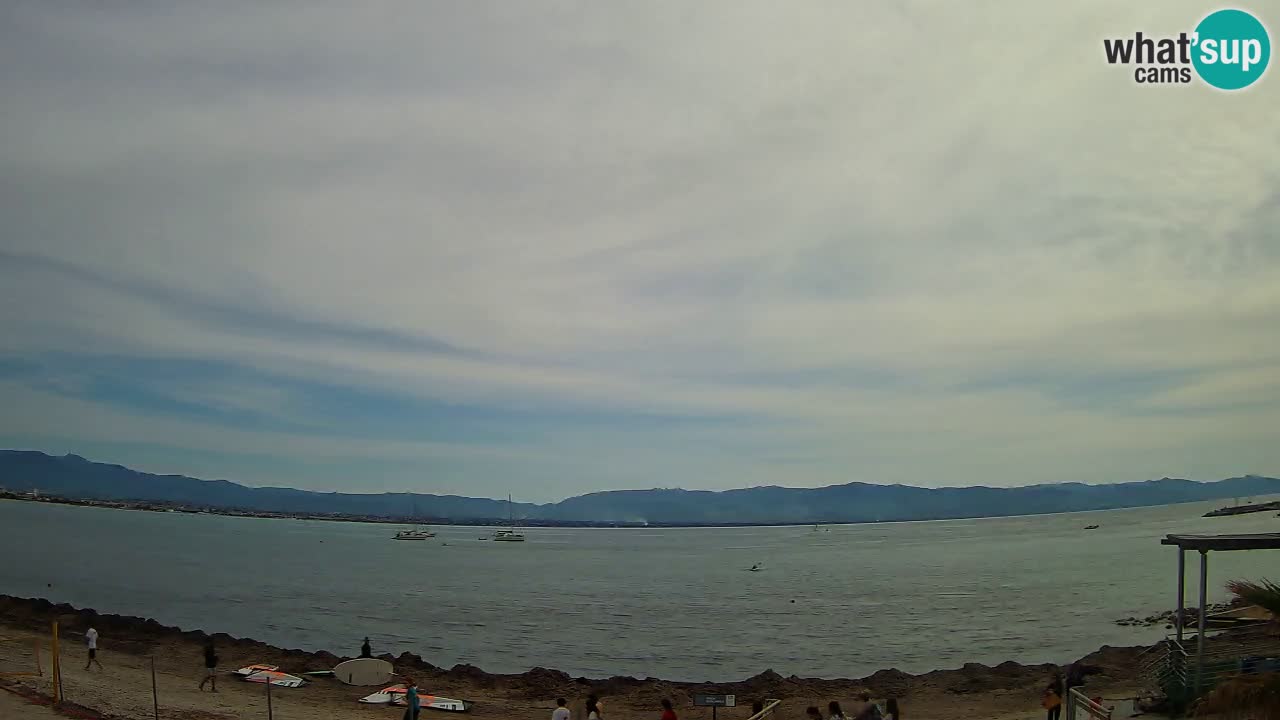 Spletna kamera Cagliari Windsurf Club – Pogled v živo s plaže Poetto