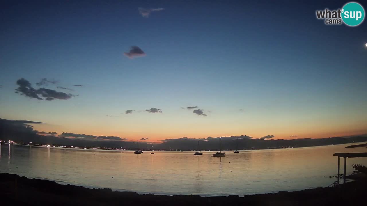 Spletna kamera Cagliari Windsurf Club – Pogled v živo s plaže Poetto