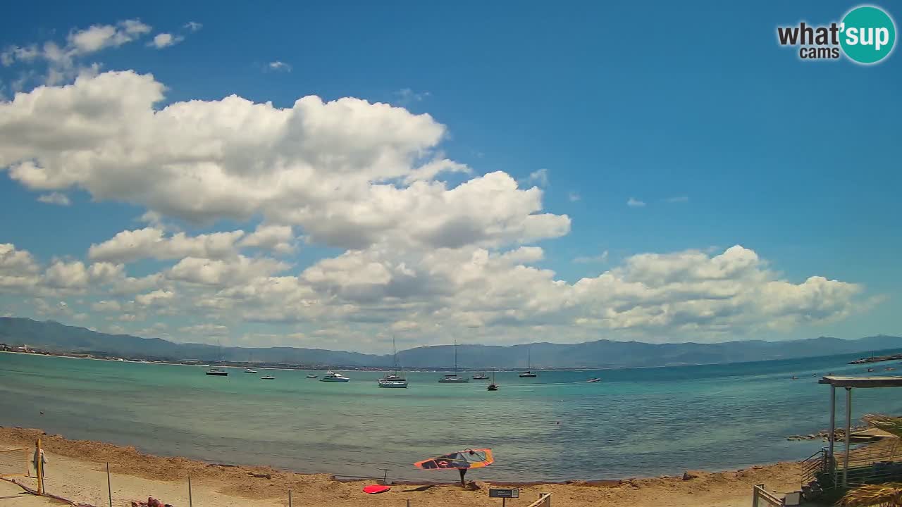 Spletna kamera Cagliari Windsurf Club – Pogled v živo s plaže Poetto