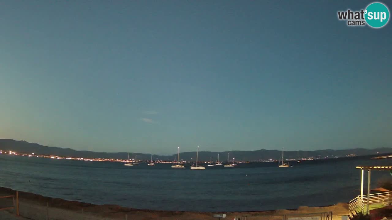 Spletna kamera Cagliari Windsurf Club – Pogled v živo s plaže Poetto