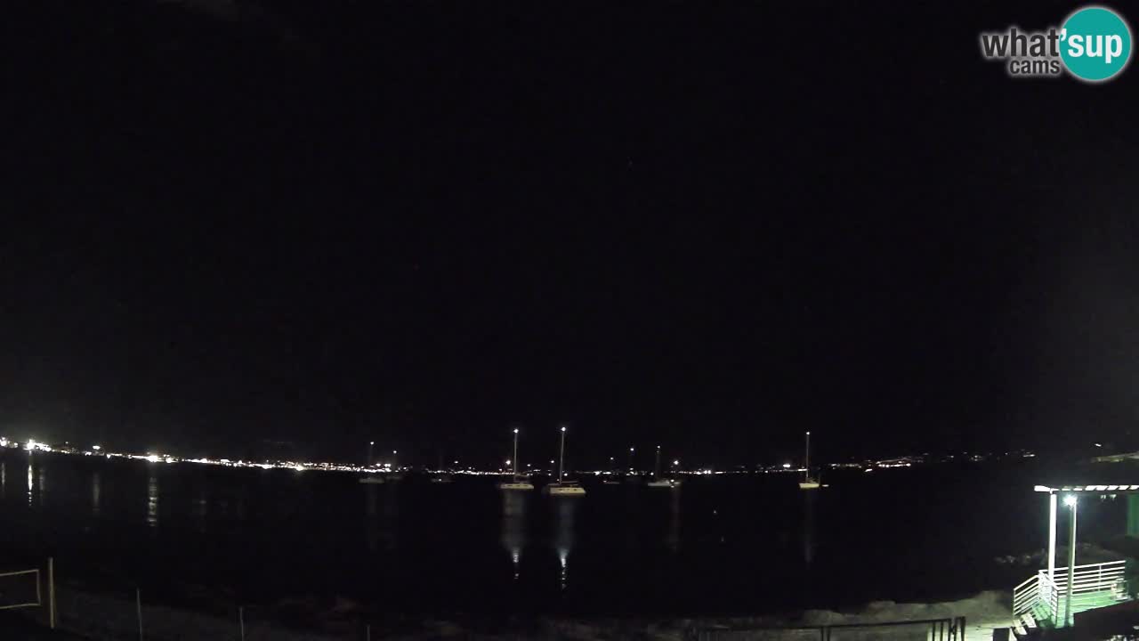 Spletna kamera Cagliari Windsurf Club – Pogled v živo s plaže Poetto