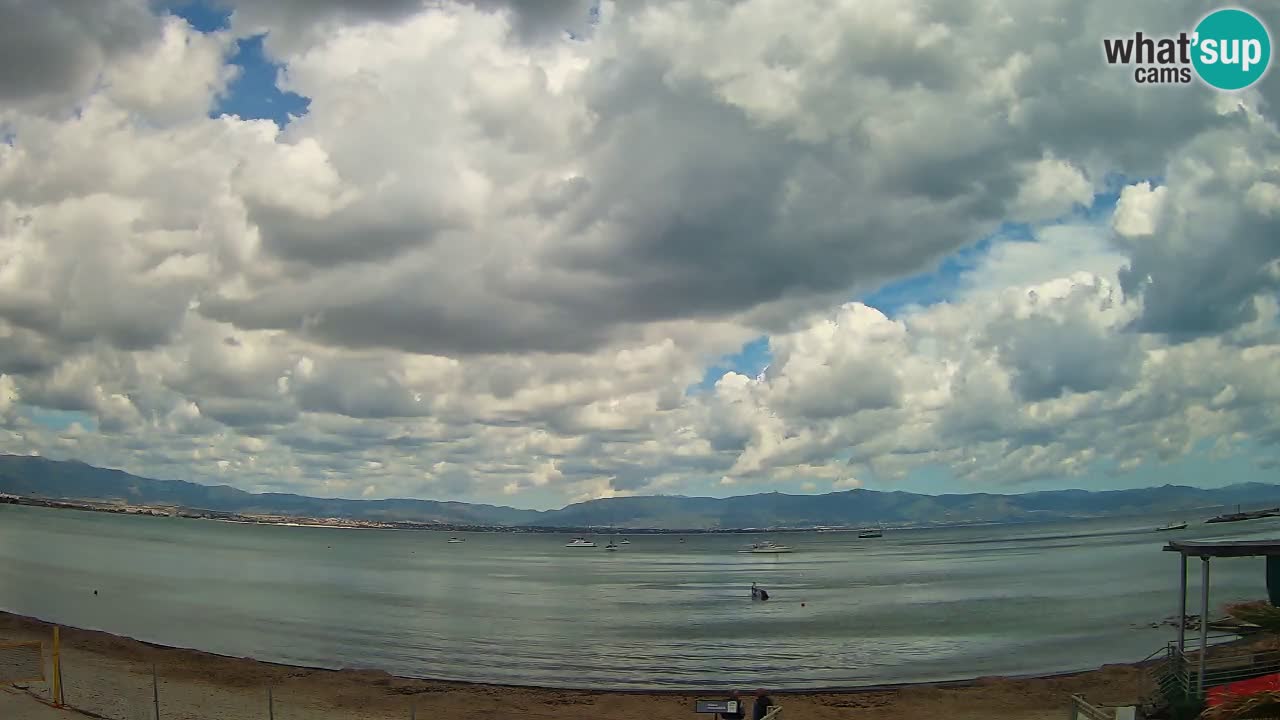 Spletna kamera Cagliari Windsurf Club – Pogled v živo s plaže Poetto