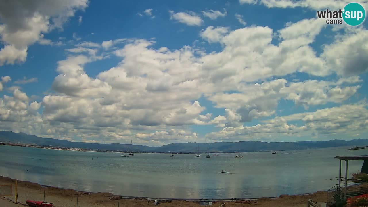 Spletna kamera Cagliari Windsurf Club – Pogled v živo s plaže Poetto
