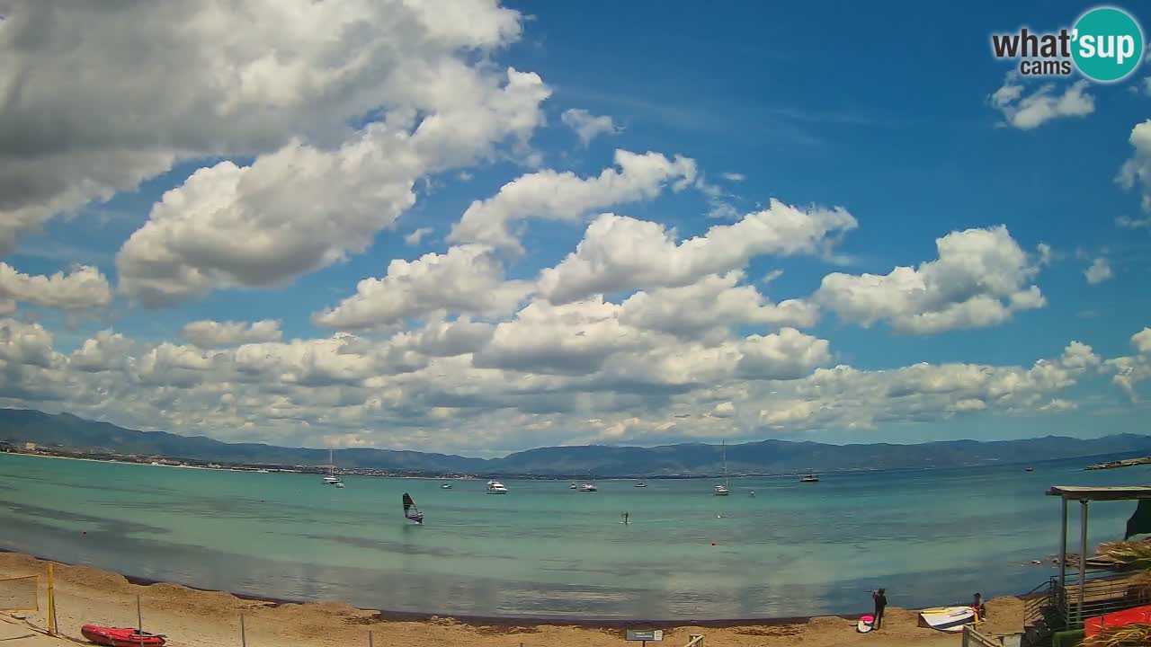 Spletna kamera Cagliari Windsurf Club – Pogled v živo s plaže Poetto