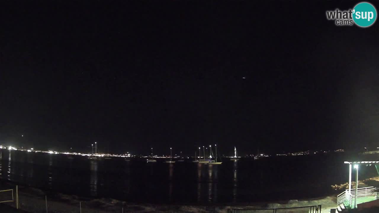 Spletna kamera Cagliari Windsurf Club – Pogled v živo s plaže Poetto